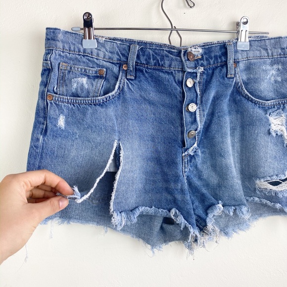 Button Fly Distressed Medium Wash H&M US 12 - Picture 3 of 6